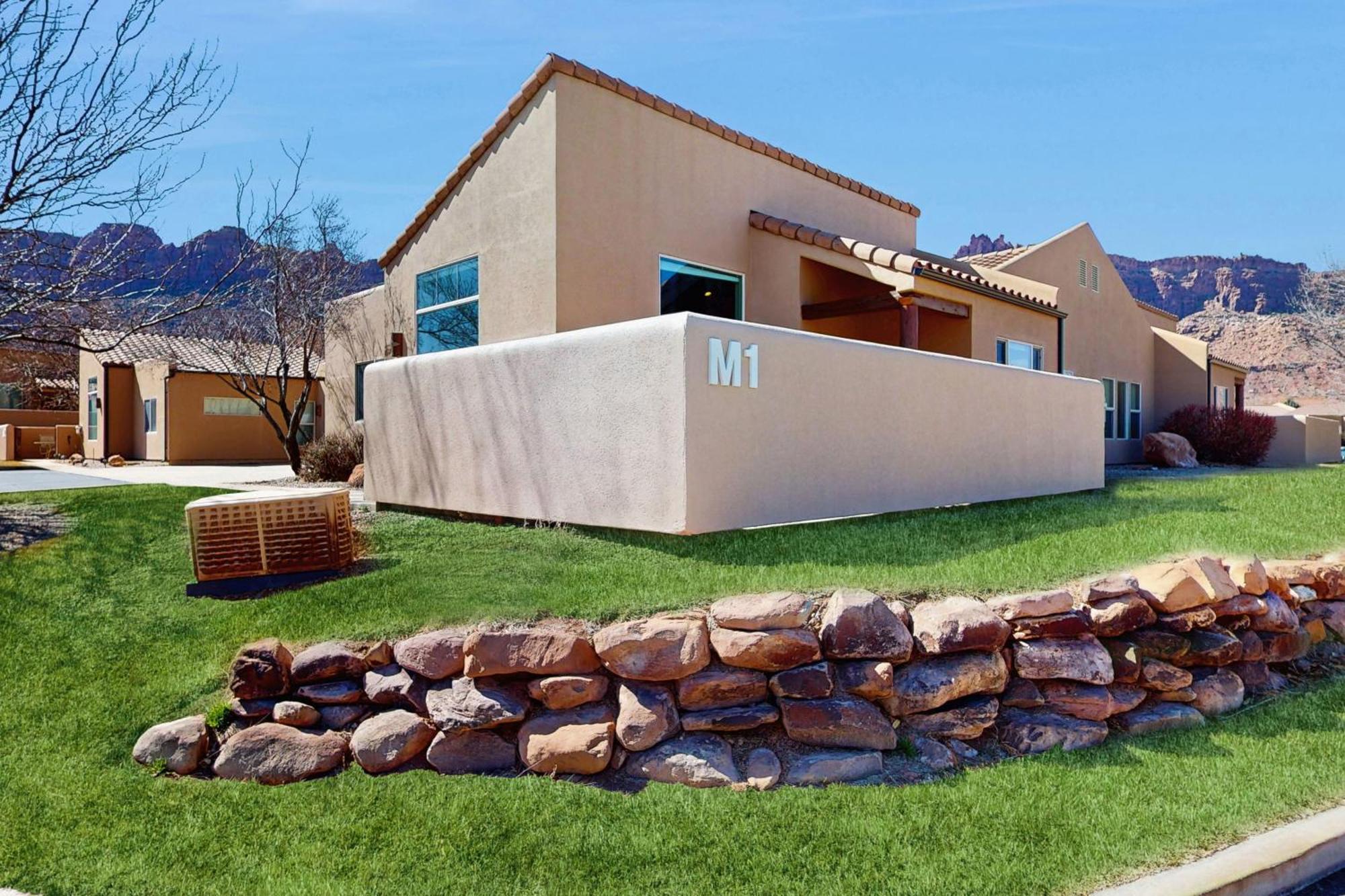 Rim Village M1 Moab Bagian luar foto